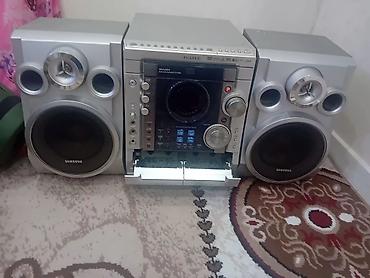 Другая аудиотехника: Музыкальный центр Samsung с двумя акустическими колонками Основные — 7