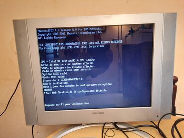 Desktop računari i radne stanice: Stari,retro IBM kompjuter,desktop racunar NetVista Nepoznato stanje — 16