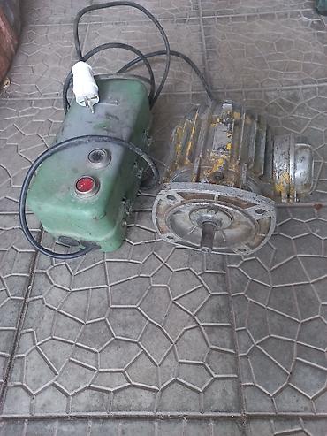 Электродвигатели: Электродвигатель 3ф параметры стерты ц 6.000 с. двиг по меньше зф — 12