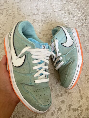 кыргыз отук: Продаю Nike Dunk sb 58 покупал за 4500 продаю потому что стал