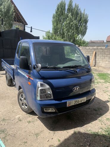 Hyundai: Hyundai Porter: 2020 г., 2.5 л, Типтроник, Дизель, Фургон