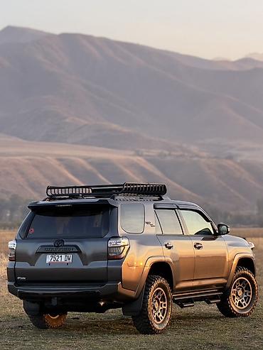 Toyota: Toyota 4Runner: 2020 г., 4 л, Автомат, Бензин, Внедорожник — 5