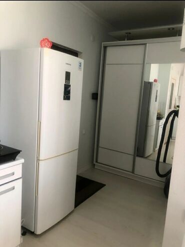 ищу в аренду: 2 бөлмө, Тиричилик техникасы, Унаа токтотуучу жай, Телевизор