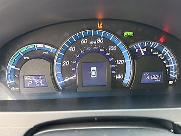 Toyota: Toyota Camry: 2012 г., 2.5 л, Вариатор, Гибрид, Седан — 6