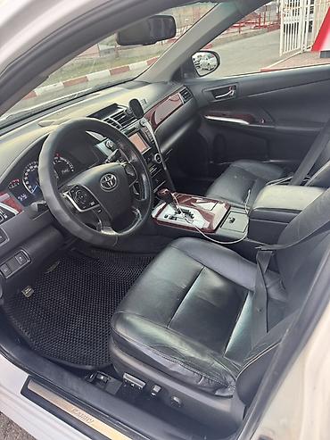 ls 470: Toyota Camry: 2013 г., 2.5 л, Автомат, Бензин, Седан — 8