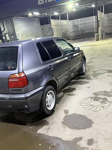 сивик 1999: Volkswagen Golf: 1992 г., 1.8 л, Механика, Бензин, Хэтчбэк — 2
