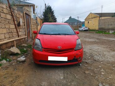 ucuz piruslar: Toyota Prius: 1.5 l | 2007 il Hetçbek