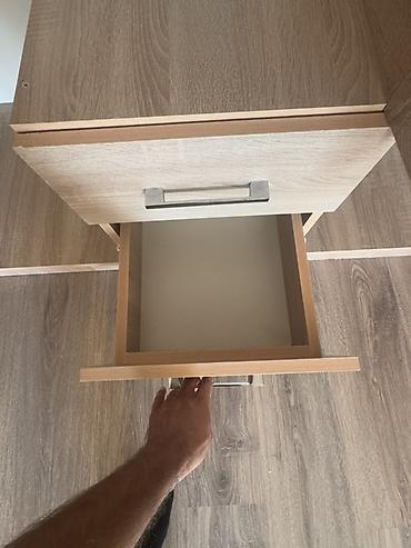 defter: Üç qapılı, güzgülü paltar şkafı - Material: açıq palıd rəngli — 6
