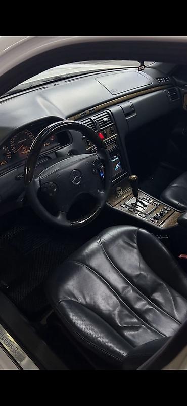 рампы: Mercedes-Benz E-Class: 2001 г., 5.5 л, Автомат, Бензин, Седан — 5