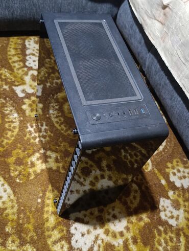 Другие комплектующие: Г. Каракол продаю. Корпус черный "JUMP"- кулер цвет - 3800сом. Блок — 6