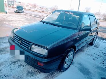 Volkswagen Vento: 1994 г., 1.8 л, Автомат, Бензин, Седан