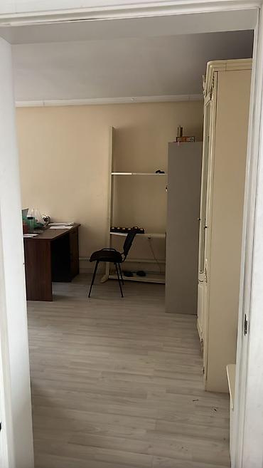 Продажа коттеджей и домов: 5 комнат, 210 м², 4 соток, Бишкек, Биримдик-Кут ж/м Собственник — 12