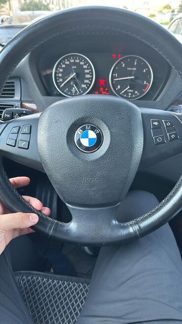 yarasa rul: Multirul, BMW, X5E70, 2013 il, Karbon, İşlənmiş, Ünvandan götürmə