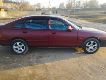 Mazda: Mazda 626: 1993 г., 2 л, Механика, Газ, Седан