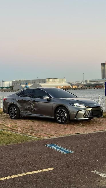 is 200 lexus: Toyota Camry: 2026 г., 2.5 л, Автомат, Гибрид, Седан — 4