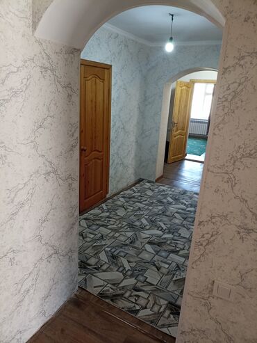 Посуточная аренда комнат: 100 м² — 9