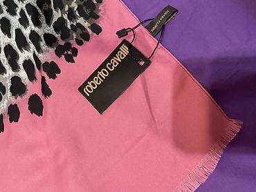 Hicab: Roberto Cavalli qadın şərfi/şalı - Dizayn: markanın xarakterik — 1