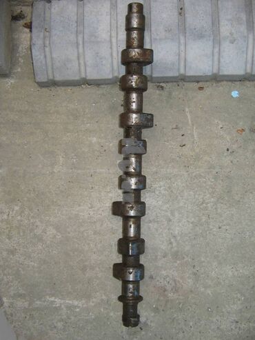 Digər avtomobil ehtiyat hissələri: . Şəkildə olmayan hec bir şey barədə sual verilməsin. nə var şəkildə — 8