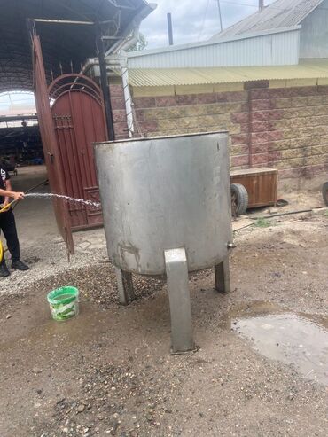 контейнеры 20 тоник: Нержавейка ёмкость продаю 1200 тонны 45000 сом