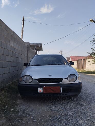 Toyota: Toyota Corolla: 1998 г., 1.6 л, Механика, Бензин, Хэтчбэк