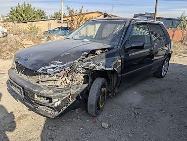 bud e9: Volkswagen Golf: 1995 г., 1.8 л, Механика, Бензин, Хэтчбэк — 7
