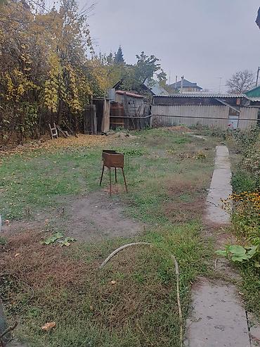 Продажа коттеджей и домов: Продаю дом в центре города. Куренкеева/ Осмонкула, ул. Мечникова — 18