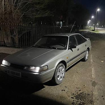 subaru forest: Mazda 626: 1987 г., 2 л, Механика, Бензин, Лифтбек — 1