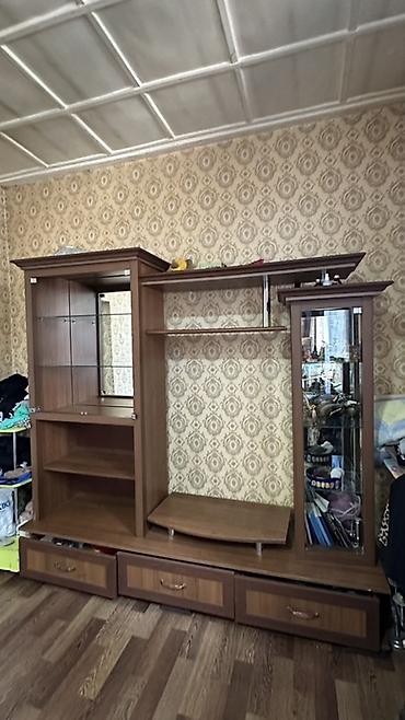 зеркальный комод: Стенка-шкаф, Тип стенки-шкафа: Модульная, Для зала, Б/у, Особенности: С отделением под телевизор — 5