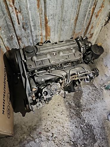 Двигатели, моторы и ГБЦ: Двигатель дизельный в сборе. Основные характеристики: - Рядный — 3