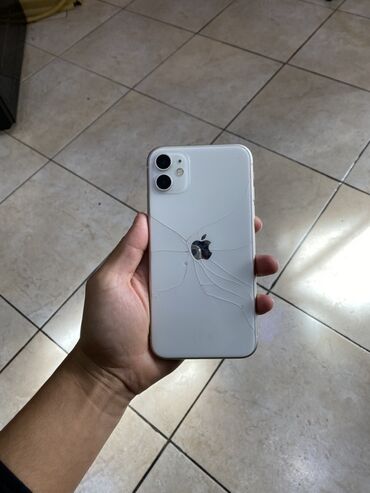 Apple iPhone: IPhone 11, Белый