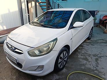 Hyundai: Hyundai Accent: 2013 г., 1.6 л, Автомат, Бензин, Седан — 2