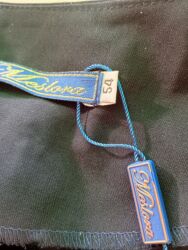 отдам даром личные вещи: Пакет вещей,все одного размера,платья,жилетки,брюки,рубашки