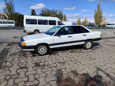 крузер 100: Audi 100: 1986 г., 1.8 л, Механика, Бензин, Седан