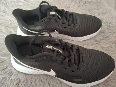 planeta jordan patike: Nike, 37.5, color - Black