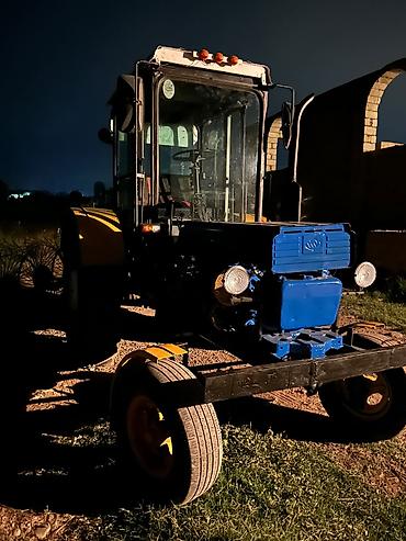 avtomobil şüşələri: Kənd təsərrüfatı üçün universal təkərli traktor - Güclü dizel — 2