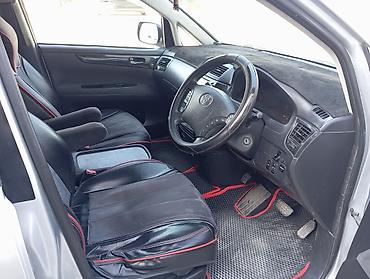 машина япония: Toyota Ipsum: 2003 г., 2.4 л, Автомат, Бензин, Минивэн — 10