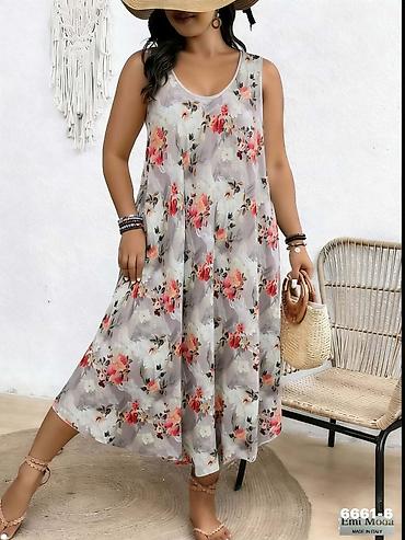 Haljine: Letnje haljine
Cena 1700
Uni vel.
V12 — 1