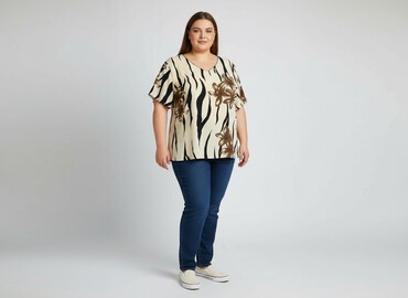 topy damskie duże rozmiary: Women's blouse, size 4XL