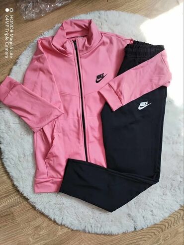 boss trenerke komplet: Nike, M (EU 38), color - Pink