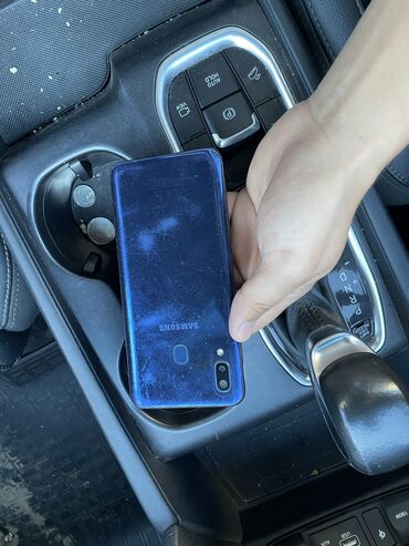 Samsung: Samsung Galaxy A10, Б/у