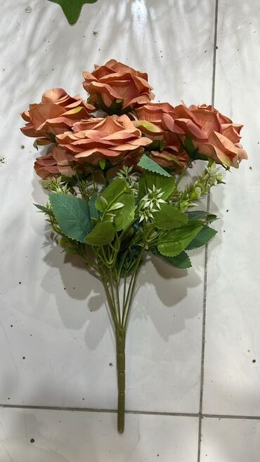 Süni güllər: Məhsul: Dekorativ süni gül kompozisiyaları və vazo/qablar - Yumşaq -da lalafo.az — 14 Süni güllər: Məhsul: Dekorativ süni gül kompozisiyaları və vazo/qablar - Yumşaq — 14