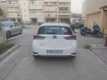 Toyota: Toyota Auris: 1.2 l. | 2017 έ. Χάτσμπακ — 2