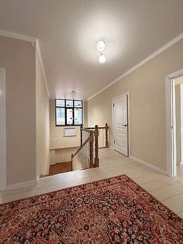 Продажа таунхаусов: Срочная продажа Вышла на продажу в шикарном районе 2х этажный at lalafo.kg — 9 Продажа таунхаусов: Срочная продажа Вышла на продажу в шикарном районе 2х этажный — 9