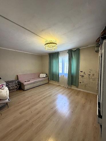 Продажа коттеджей и домов: Продаётся уютный дом в Сокулуке 📍 Участок — 5,25 соток В доме: 3 — 8