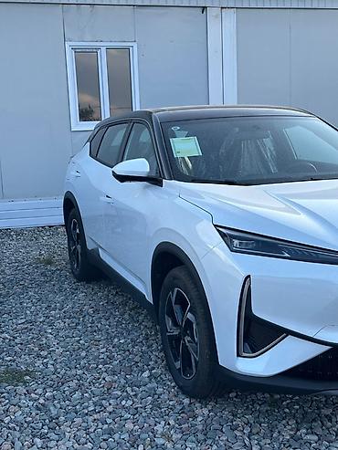 Dongfeng: Dongfeng : 2026 г., 0.1 л, Робот, Электромобиль, Кроссовер — 3