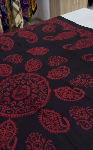 Baş geyimləri: Kelagayı 35 m.Orjinal ipek olanlar 95 m. Baskal kelagayiıari — 23