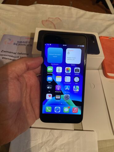 Apple iPhone: IPhone 7 Plus, 128 GB, Qara, Sənədlərlə