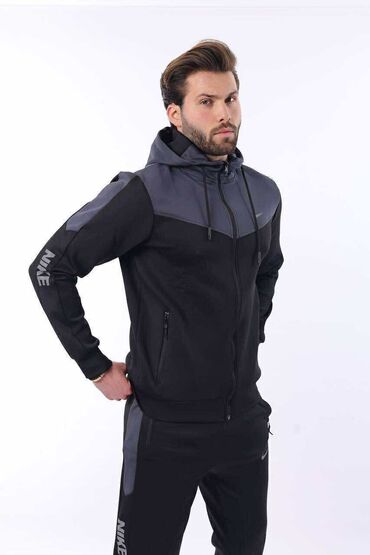 Trenerke: L XL 2XL 3XL
3500 din — 5