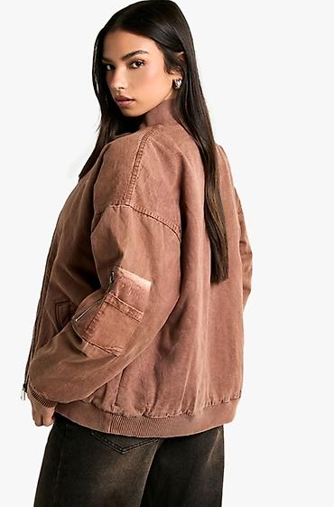 elastiu: Boohoo nova jakna.Vel 36, veca je. Bolja za m/l. Oversize.Topla. Nije — 2