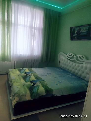 neftcilər ev: 3 otaqlı, Nizami r. r-nu — 3